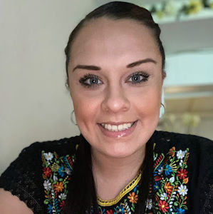 Meet your Posher, Maria daisy